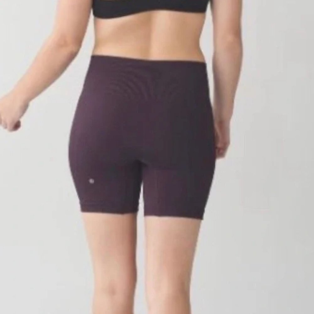 Lululemon Sculpt Short Purple high waisted rise 7” inseam seamless